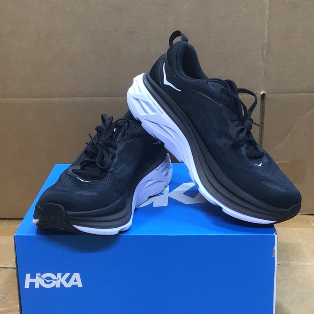 Hokan One One Bondi 8 Running Shoes Womens 1127952 BWHT 10B